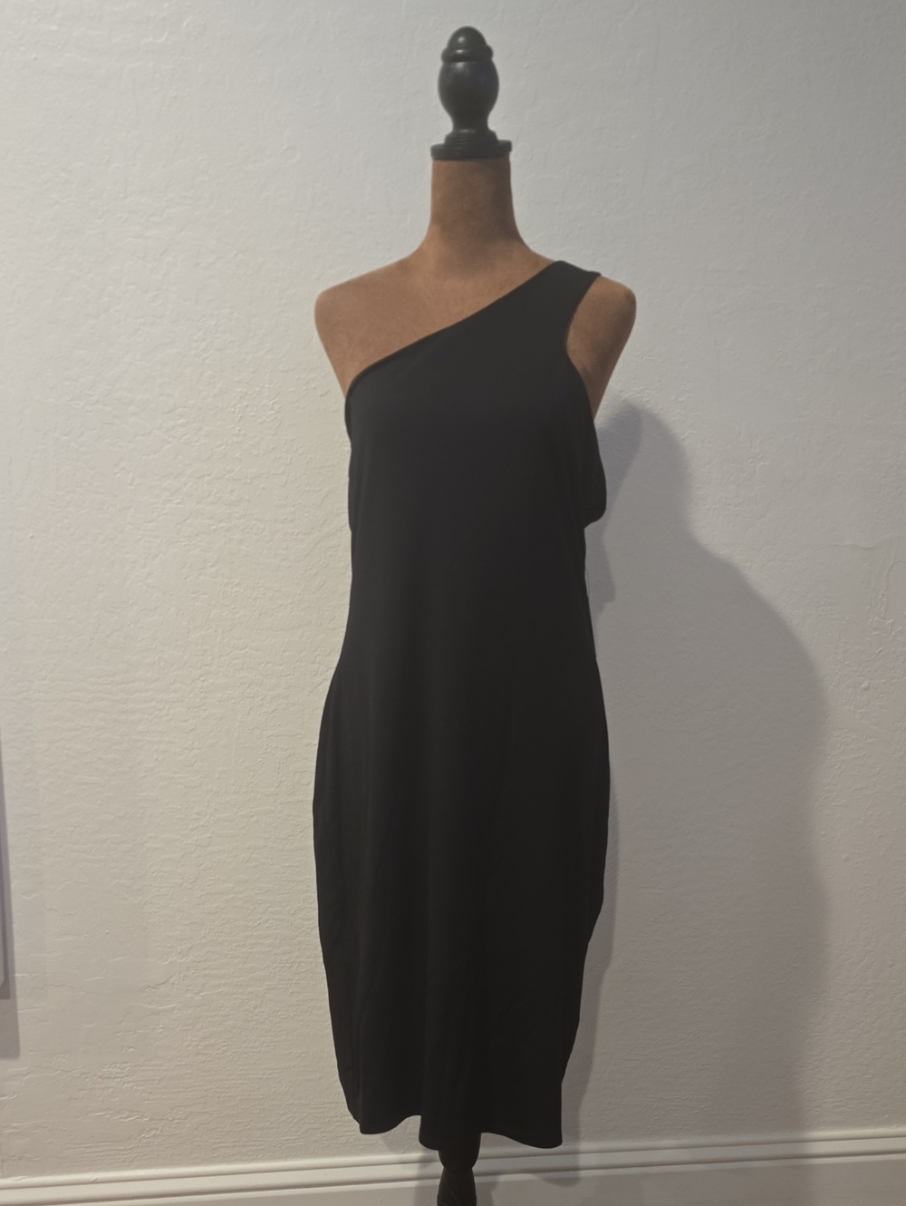 Express One-Shoulder Black Dress